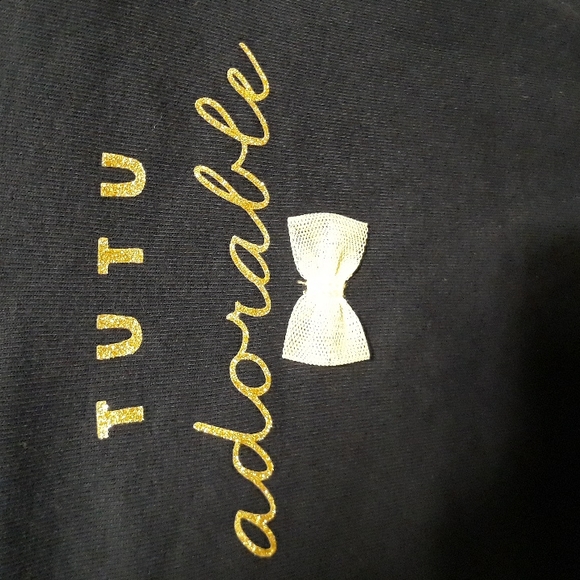 Nwt Carter's onesie - Picture 2 of 5